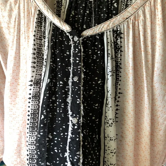 Free People Days of Romance Peasant Blouse. Ivory. Size XS - Picture 4 of 11